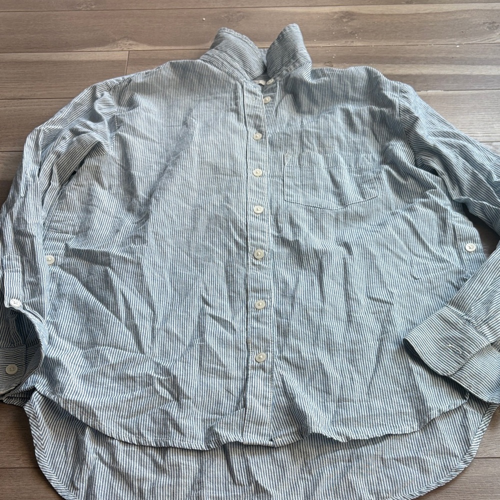 Madewell Women's Blue Striped Button Down Shirt